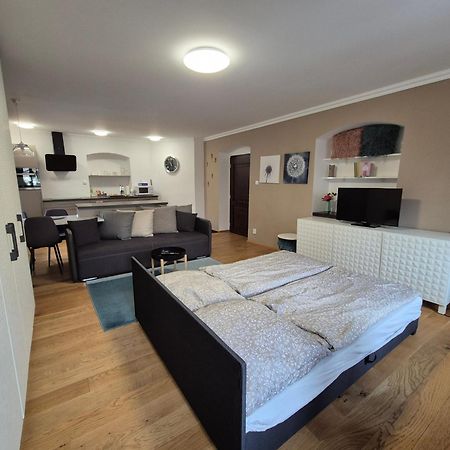 The Gusto Apartman Chomutov Dış mekan fotoğraf