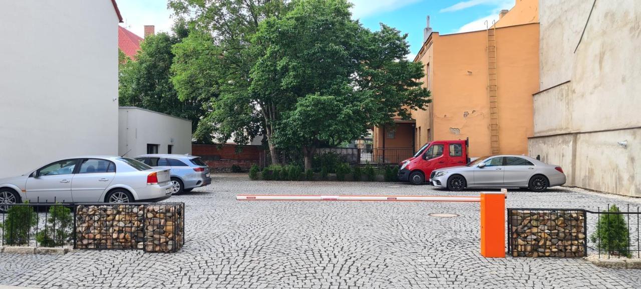 The Gusto Apartman Chomutov Dış mekan fotoğraf